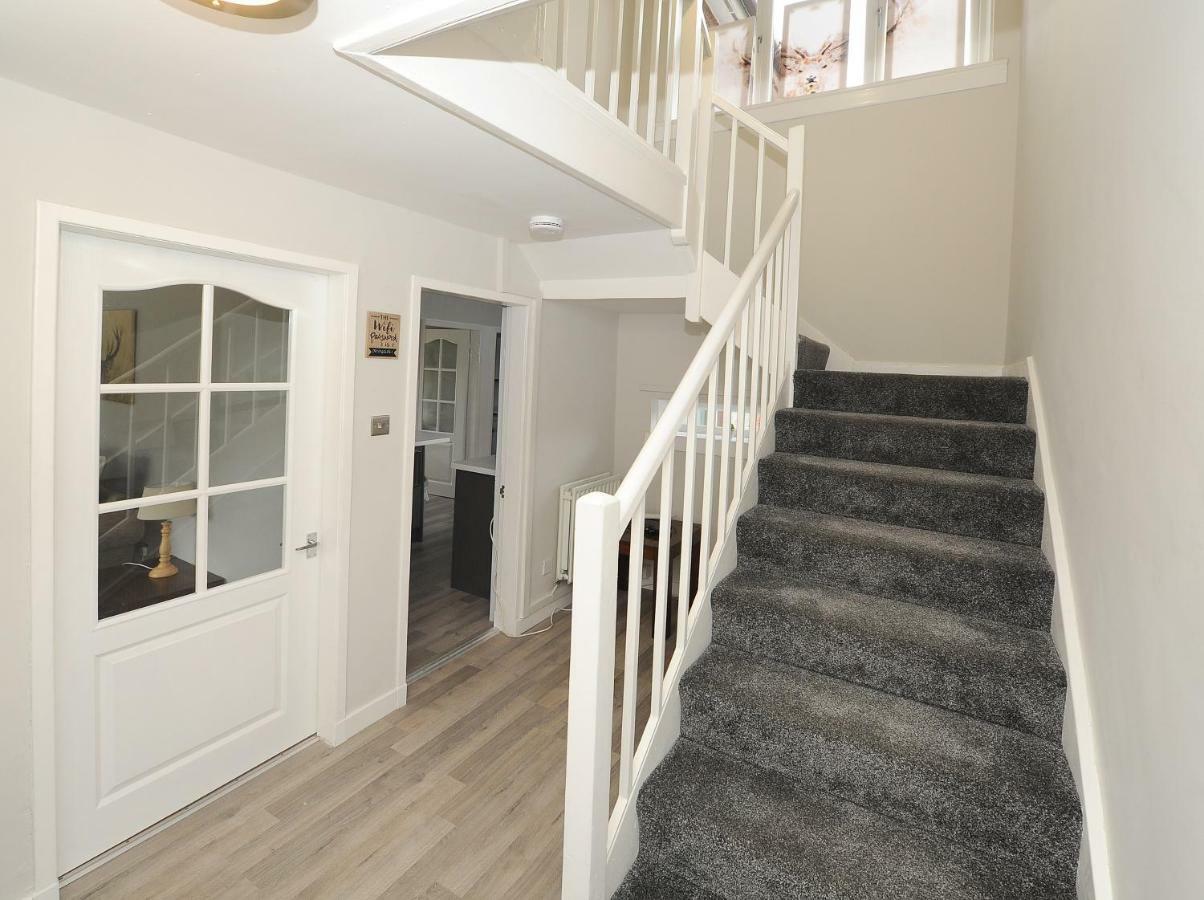 Three Bedroom Spacious House Stirling Exterior foto