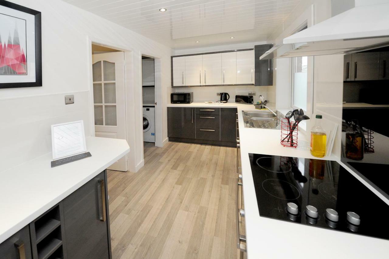Three Bedroom Spacious House Stirling Exterior foto
